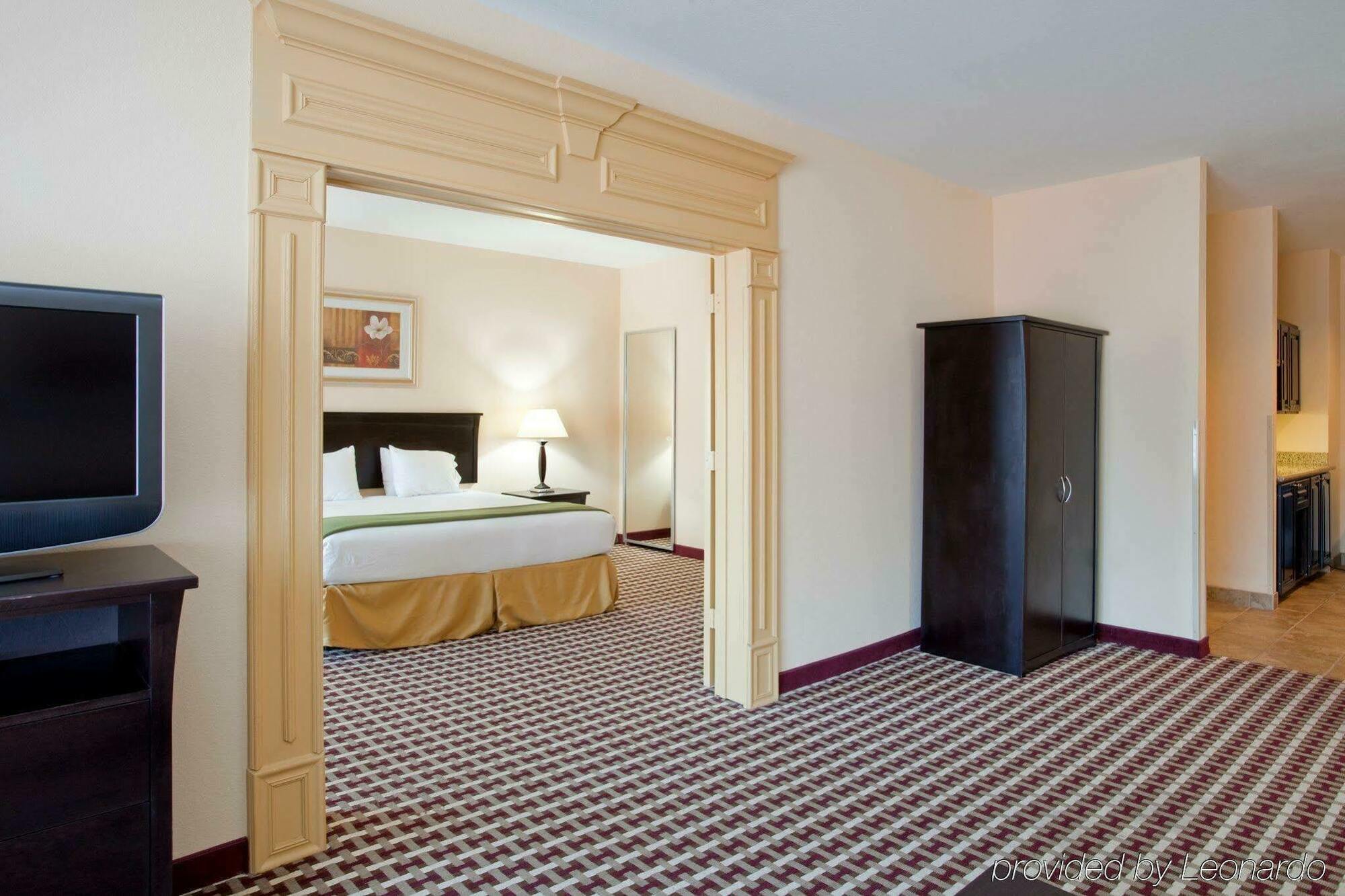 Holiday Inn Express & Suites Laurel By Ihg Zimmer foto